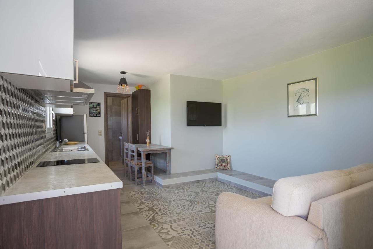 Bay View Suites Vassiliki Esterno foto