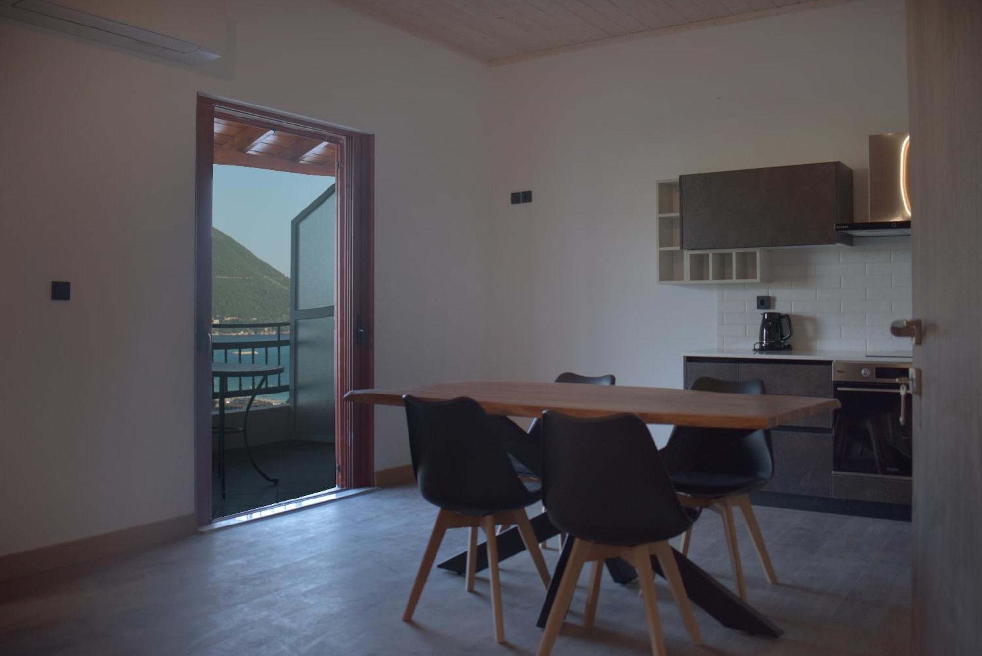 Bay View Suites Vassiliki Esterno foto
