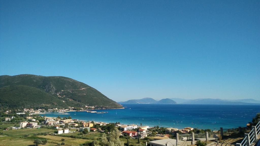 Bay View Suites Vassiliki Esterno foto